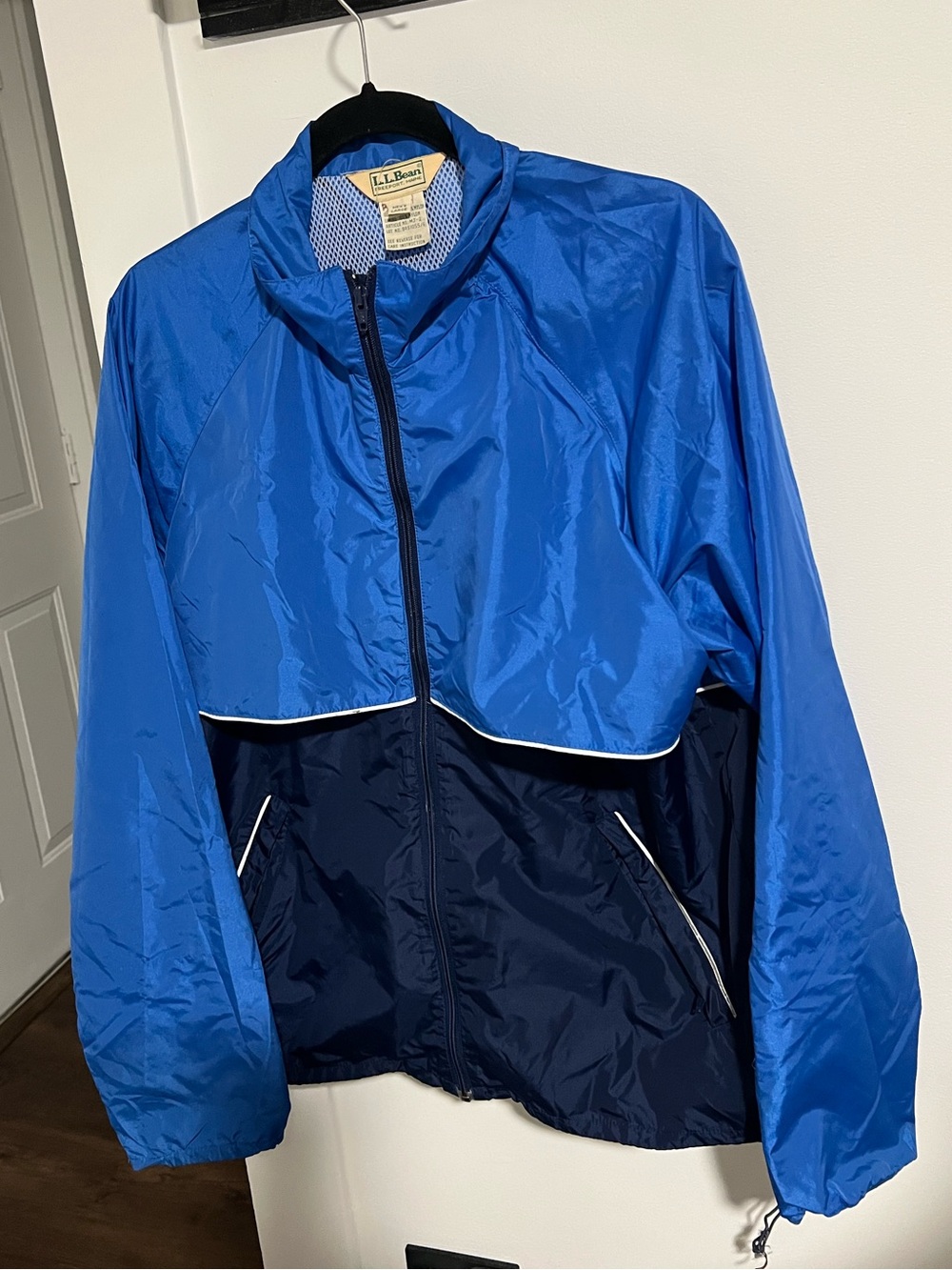 L.L. Bean Women's Two-Tone Blue Bomber Windbreaker Jacket